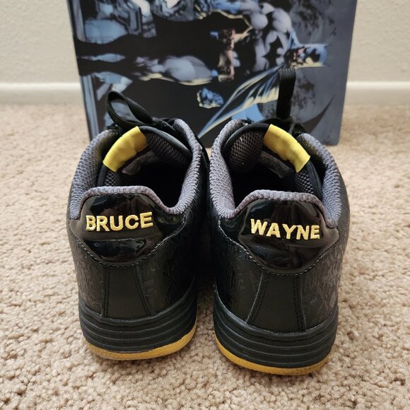 DC Comics Limited Soles Batman The Dark Knight Black Yellow Sneakers Shoes 2010 - Picture 4 of 11